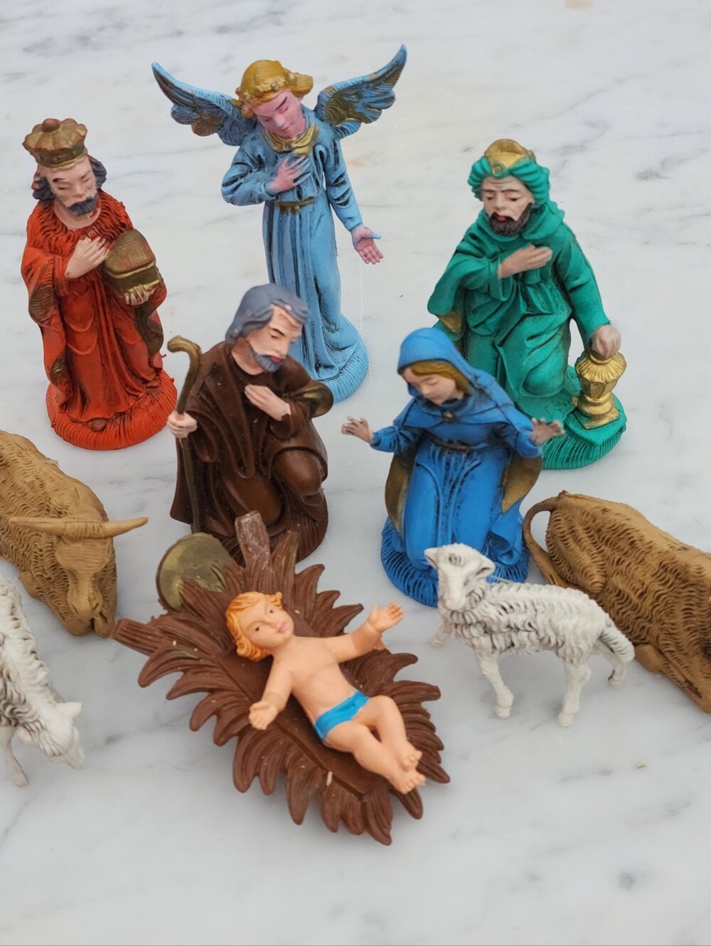 Vintage Nativity Scene With 10 Italian Made Figures 1.25"-4" Plastic